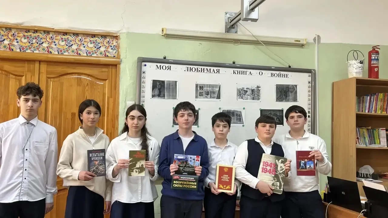 В рамках третьей декады &amp;quot;Герои нашего времени&amp;quot; месячника патриотической, спортивной и оборонно-массовой работы под девизом &amp;quot;Величие и слава России!&amp;quot;.