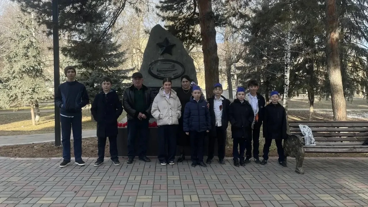В рамках III декады месячника патриотической, спортивной и оборонно-массовой работы под девизом &amp;quot;Величие и слава России! &amp;quot;.